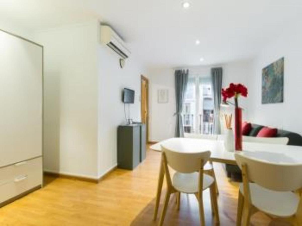 La Meva Llar Fontrodona 17 Apartman Barcelona Kültér fotó